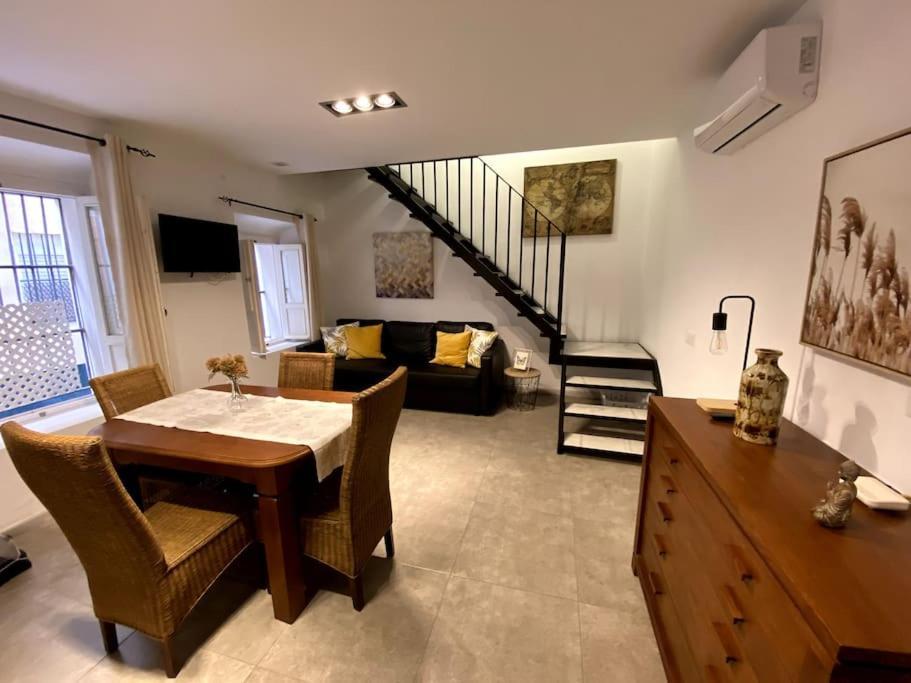 Apartament Moderno Duplex En La Tacita De Plata Kadyks Zewnętrze zdjęcie